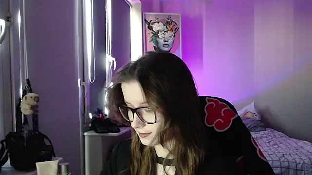 LunaXcherry online show from 04/20/26, 04:41