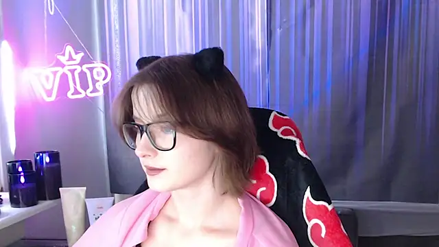LunaXcherry online show from 07/23/26, 04:58