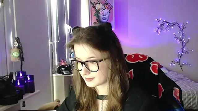 LunaXcherry online show from 05/09/26, 11:13