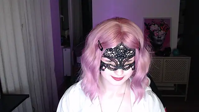 Snapshot of LunaXcherry chatting on 02/23/26, 08:31 LunaXcherry online show from 02/23/26, 08:31