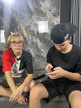 VelvetPassion online show from 04/13/26, 08:24