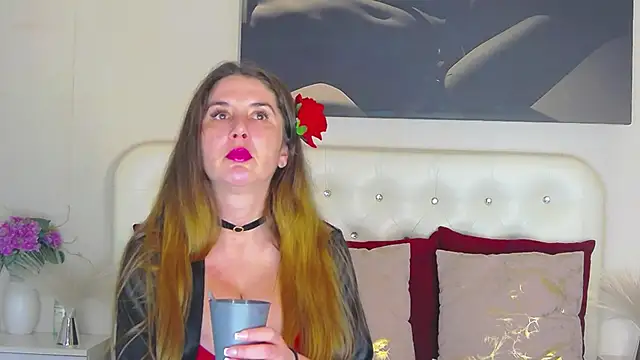 Snapshot of AzeliaHart chatting on 02/11/26, 05:29 AzeliaHart online show from 02/11/26, 05:29