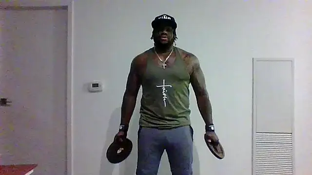 Snapshot of darkstallion7 chatting on 02/11/26, 12:32 darkstallion7 online show from 02/11/26, 12:32