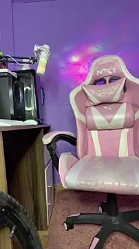 Snapshot of Ebanhot chatting on 02/20/26, 03:36 Ebanhot online show from 02/20/26, 03:36