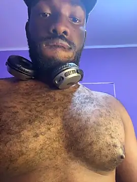 Snapshot of Ebanhot chatting on 02/12/26, 02:11 Ebanhot online show from 02/12/26, 02:11