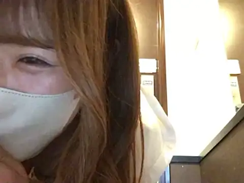Snapshot of cocomi-coco0209 chatting on 04/19/26, 06:10 cocomi-coco0209 online show from 04/19/26, 06:10