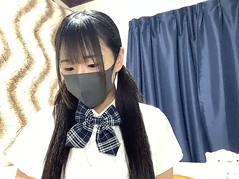 Snapshot of cocomi-coco0209 chatting on 05/15/26, 05:00 cocomi-coco0209 online show from 05/15/26, 05:00