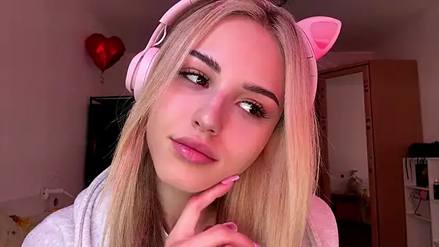 Evva mayy online show from 02/26/26, 11:54