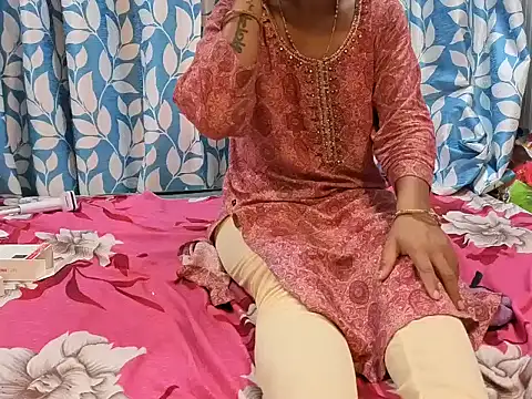 queen  mumbai online show from 05/14/26, 07:44