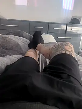 dave32000 online show from 02/21/26, 02:41