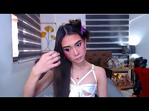 JuicyCockThea online show from 05/14/26, 05:59