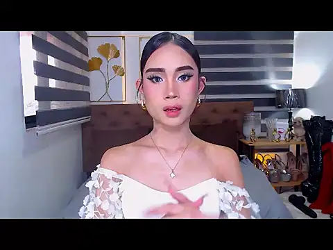 Snapshot of JuicyCockThea chatting on 07/11/26, 07:19 JuicyCockThea online show from 07/11/26, 07:19