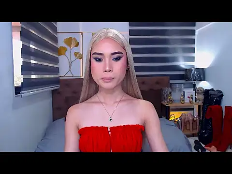 JuicyCockThea online show from 04/11/26, 12:29