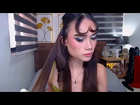 Snapshot of JuicyCockThea chatting on 07/16/26, 06:54 JuicyCockThea online show from 07/16/26, 06:54