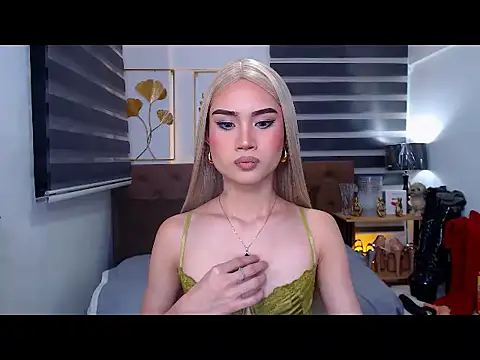 JuicyCockThea online show from 04/21/26, 12:12
