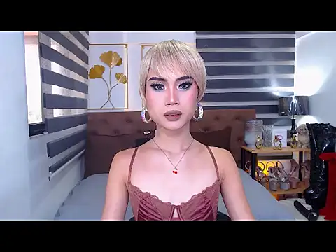 Snapshot of JuicyCockThea chatting on 06/03/26, 01:39 JuicyCockThea online show from 06/03/26, 01:39