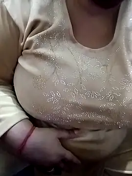 Snapshot of Simran_008 chatting on 02/21/26, 02:08 Simran 008 online show from 02/21/26, 02:08