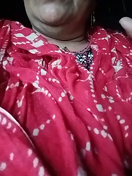 Snapshot of Simran_008 chatting on 07/01/26, 02:45 Simran 008 online show from 07/01/26, 02:45