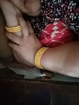 Snapshot of Simran_008 chatting on 06/24/26, 01:04 Simran 008 online show from 06/24/26, 01:04