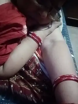 Snapshot of Simran_008 chatting on 06/04/26, 10:14 Simran 008 online show from 06/04/26, 10:14