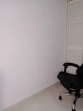 amandaa 21 online show from 05/22/26, 04:54