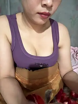 Snapshot of AYW-217 chatting on 02/13/26, 03:23 AYW-217 online show from 02/13/26, 03:23