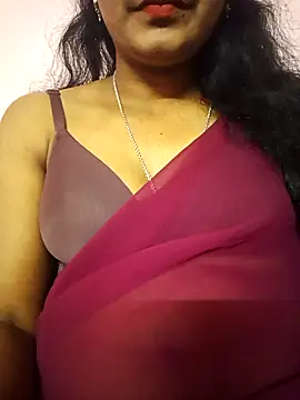 Snapshot of manu_sexy_ chatting on 02/21/26, 06:21 manu sexy online show from 02/21/26, 06:21