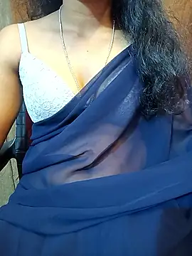 Snapshot of manu_sexy_ chatting on 02/20/26, 01:13 manu sexy online show from 02/20/26, 01:13