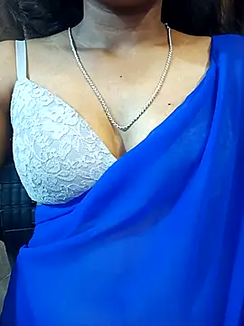 Snapshot of manu_sexy_ chatting on 02/16/26, 11:20 manu sexy online show from 02/16/26, 11:20