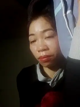 Snapshot of -Lundy- chatting on 02/21/26, 10:34 -Lundy- online show from 02/21/26, 10:34