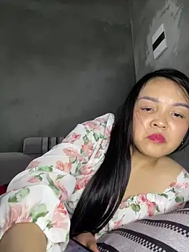 Snapshot of Strawberry-wet chatting on 03/05/26, 01:51 Strawberry-wet online show from 03/05/26, 01:51