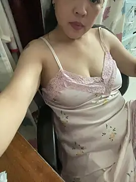 Strawberry-wet online show from 04/16/26, 03:51