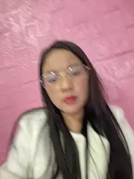 Snapshot of Strawberry-wet chatting on 02/09/26, 07:50 Strawberry-wet online show from 02/09/26, 07:50