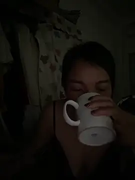 Snapshot of Strawberry-wet chatting on 03/29/26, 12:12 Strawberry-wet online show from 03/29/26, 12:12