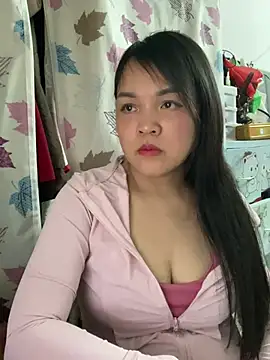 Snapshot of Strawberry-wet chatting on 03/16/26, 04:21 Strawberry-wet online show from 03/16/26, 04:21