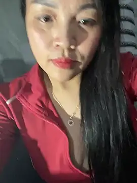 Snapshot of Strawberry-wet chatting on 02/21/26, 01:46 Strawberry-wet online show from 02/21/26, 01:46