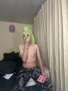 max femboy online show from 02/14/26, 02:23