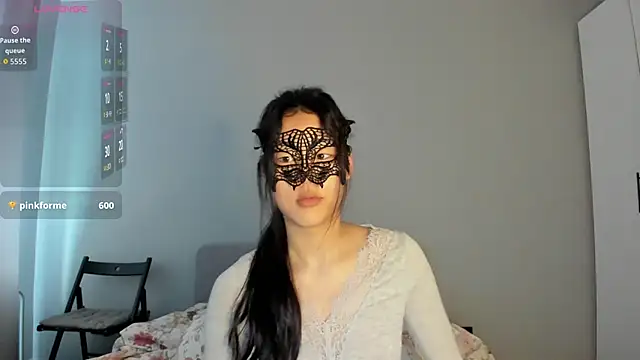 Snapshot of HelenBlazeTrt chatting on 06/07/26, 02:06 HelenBlazeTrt online show from 06/07/26, 02:06
