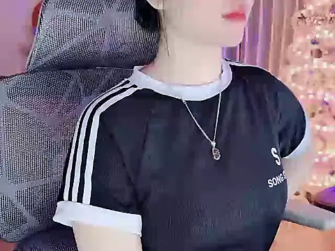 Snapshot of Agnelyn___ chatting on 03/01/26, 03:17 Agnelyn online show from 03/01/26, 03:17