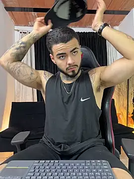 Benjii Carter1 online show from 04/12/26, 02:04