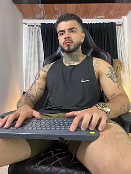 Benjii Carter1 online show from 04/25/26, 02:14