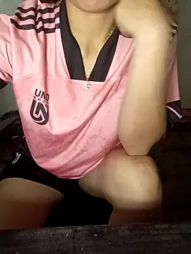 Lavi sexy07 online show from 04/14/26, 03:39