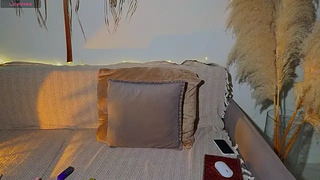 tendersea0 online show from 02/12/26, 05:40