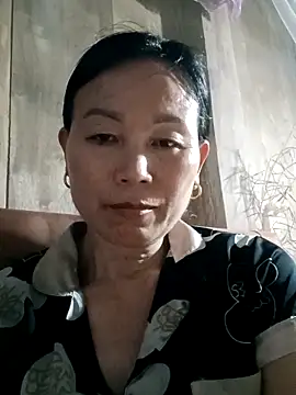 Snapshot of Kiss_love2 chatting on 05/24/26, 04:01 Kiss love2 online show from 05/24/26, 04:01