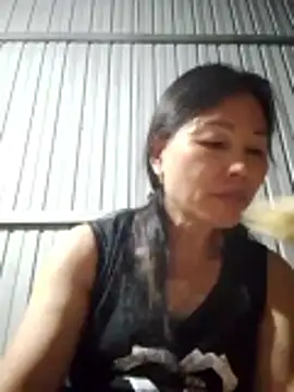 Snapshot of Kiss_love2 chatting on 05/24/26, 04:07 Kiss love2 online show from 05/24/26, 04:07