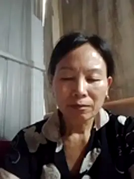 Snapshot of Kiss_love2 chatting on 05/30/26, 02:29 Kiss love2 online show from 05/30/26, 02:29
