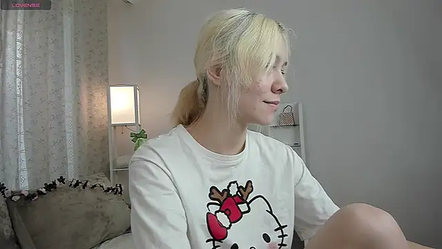 EmilyTrase online show from 03/16/26, 01:24