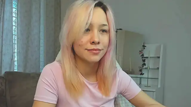 EmilyTrase online show from 04/22/26, 01:12