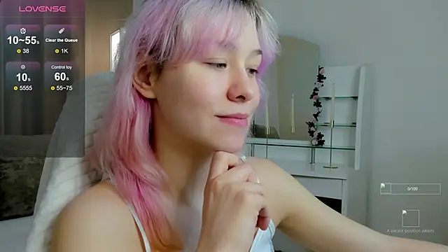 EmilyTrase online show from 06/12/26, 01:14