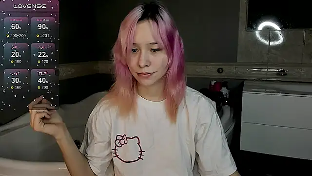 EmilyTrase online show from 04/09/26, 01:18